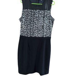 Chico's Black and White Sheath Dress Sleeveless Crew Neck